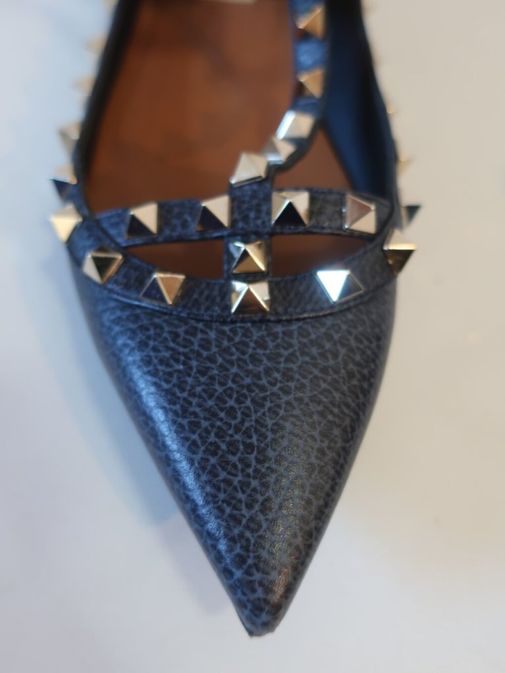 Valentino Garavani Rockstud Navy/Purple Pebbled Leather Ballet Flats 39/ US 9 - Picture 5 of 13